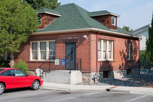 Big Horn Apartments