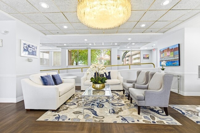 Photo - King's Reserve College Park 55+ Active Living