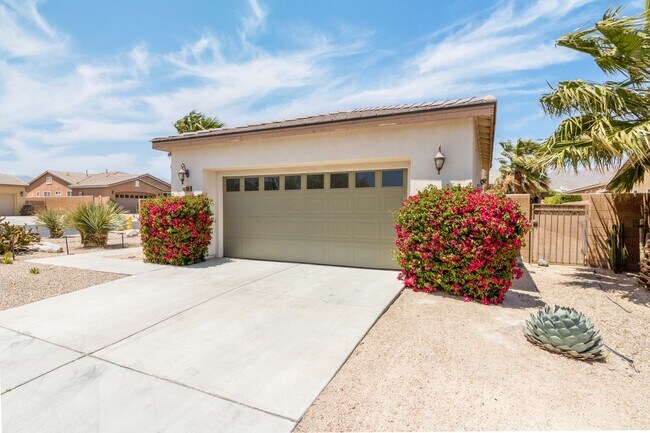 66168 S Agua Dulce Dr