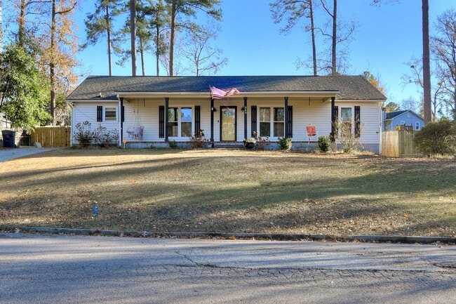 Building Photo - 4 Bedroom Ranch in Columbia County