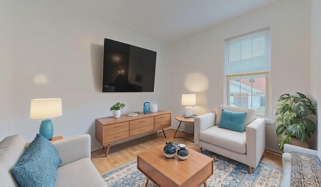 Photo - 269 Washington Blvd Unit Apt 2