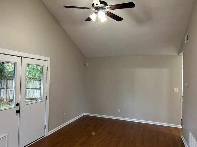 Photo - 6589 Pleasant Acres Dr