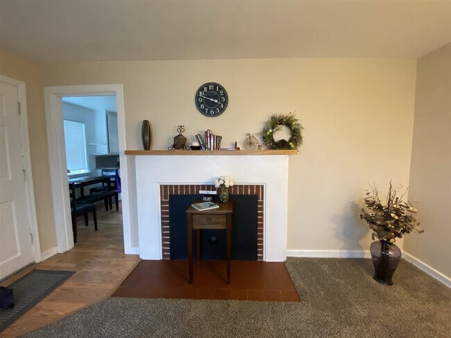 Photo - 2404 S Eunice St Unit ID1336272P