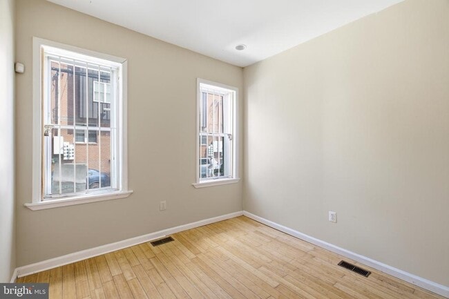 Building Photo - 1610 Willington St