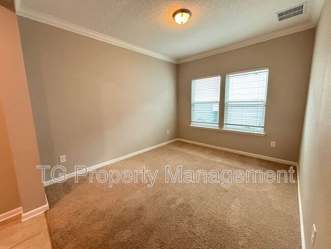 Photo - 99 Athens Dr