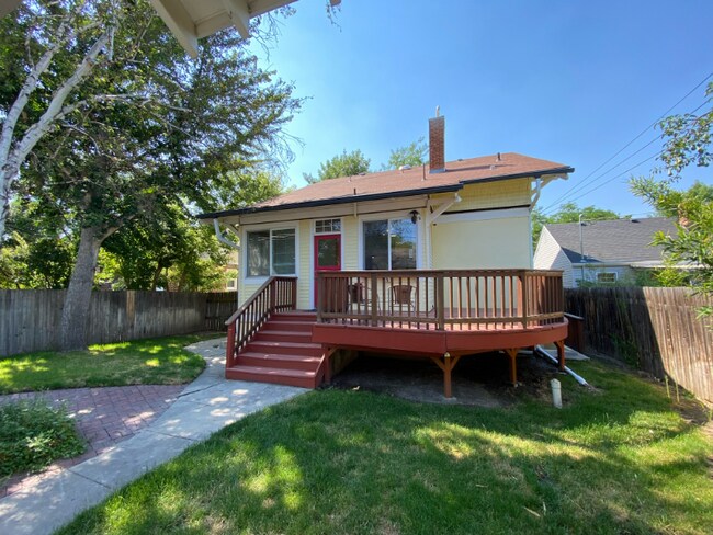 Photo - 2506 W Woodlawn Ave Unidad 1