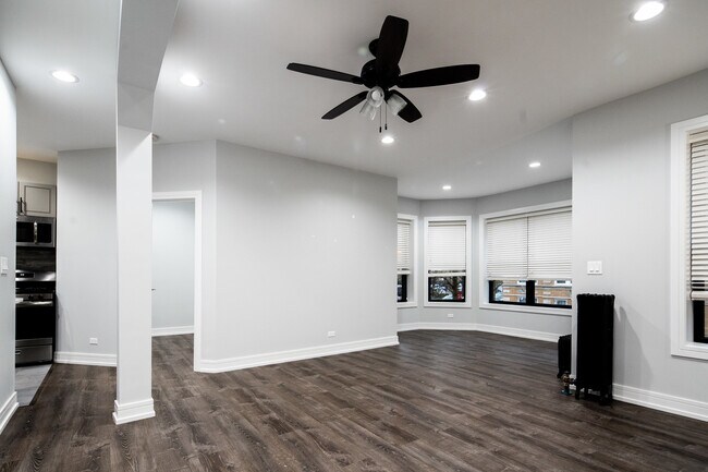 Photo - 6101 N Winthrop Ave Unit 1