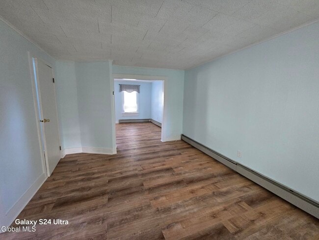 Photo - 70 Oak St