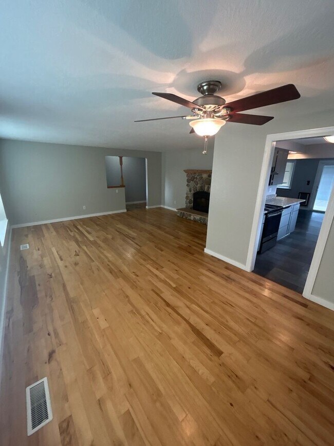 Photo - 3677 Carmelle Ct NE