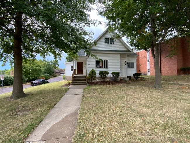 Photo - 1408 Bass Ave Unit Apt C
