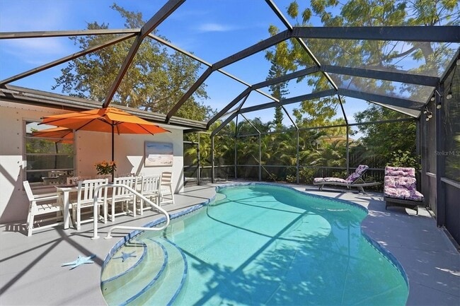 2428 Whippoorwill Cir
