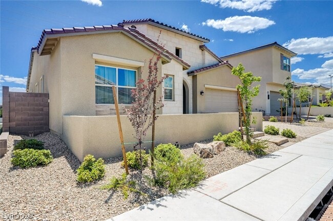 Photo - 11831 Giroma Ave