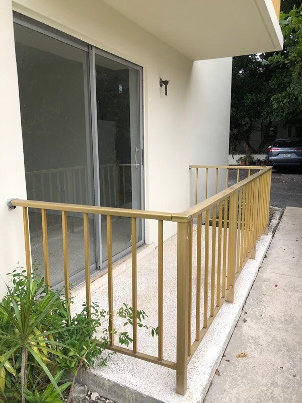 Photo - 528 SW 6th St