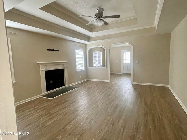 Photo - 562 Wiregrass Rd