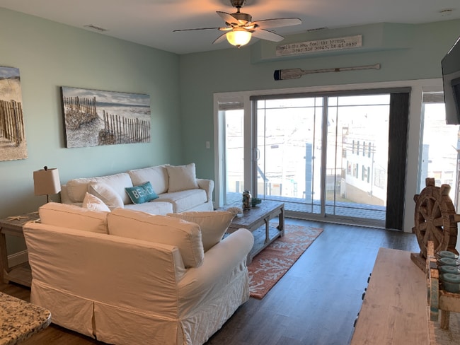 33 Ocean Blvd Unit 10
