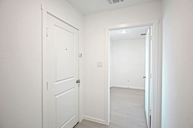 Photo - 2423 Shady Grv