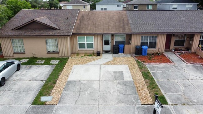 Building Photo - 1715 Oak Branch Ct Unit 1715
