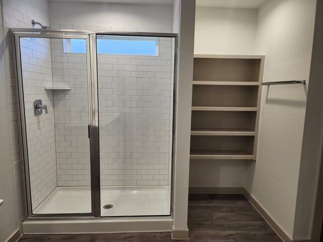 Photo - 7106 Marina Hts Wy