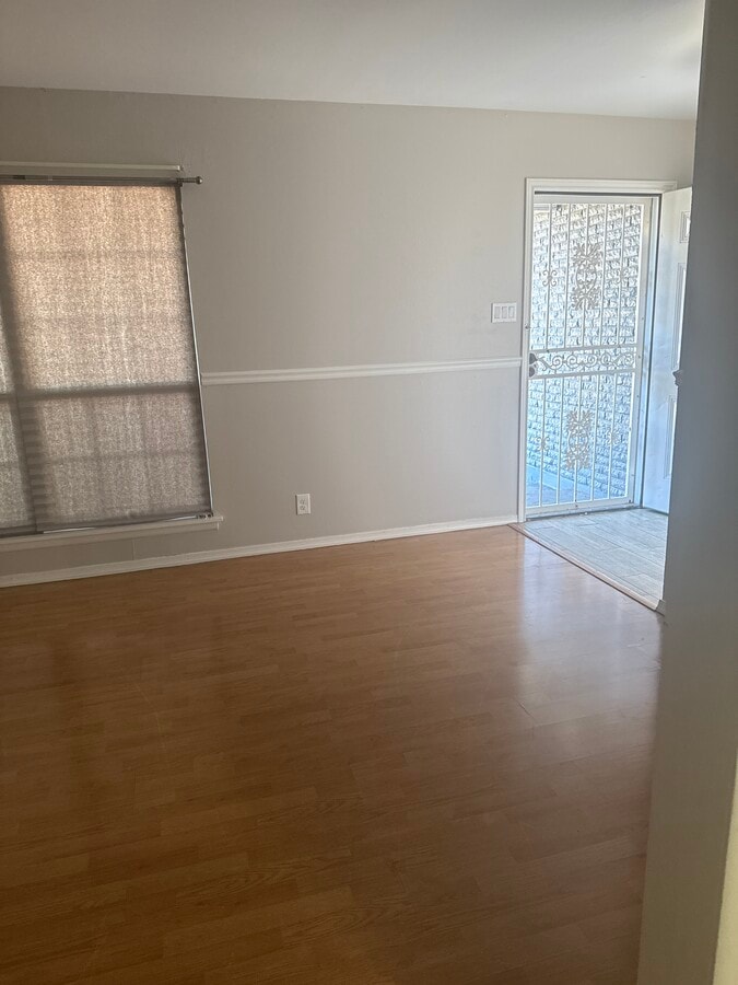 Photo - 2210 Greencrest Dr