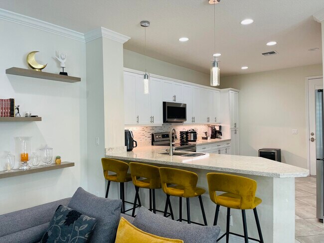 Photo - 151 Sword Fern Pl