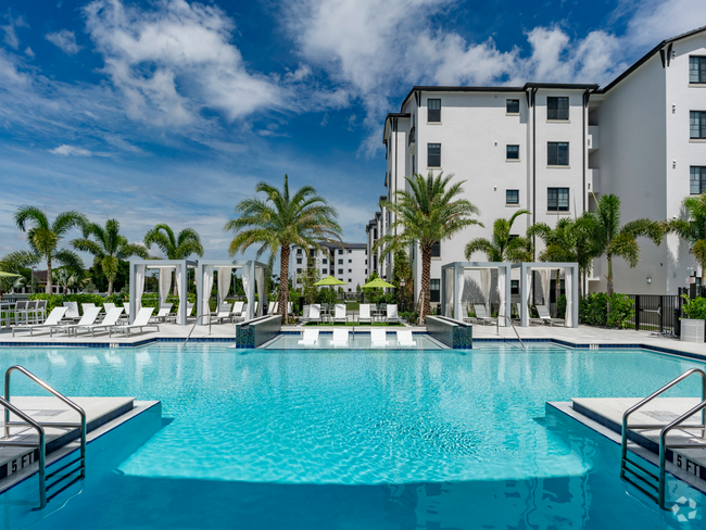 Resort Style Pool - The Point at Doral Rental