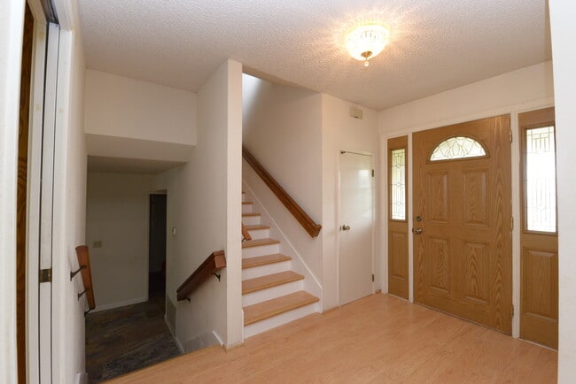 Photo - 923 Linden Ave