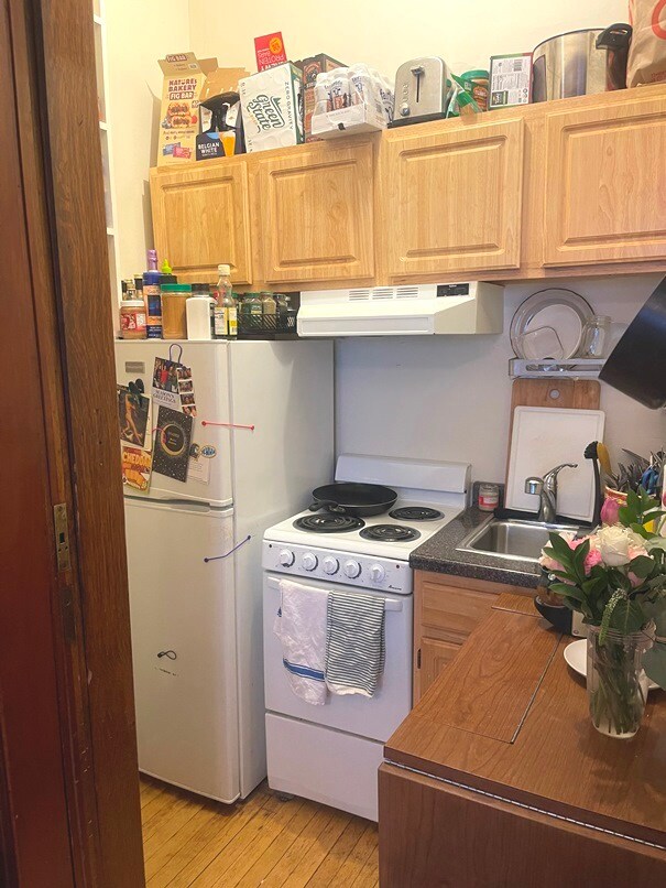 Building Photo - 40 Peterborough St