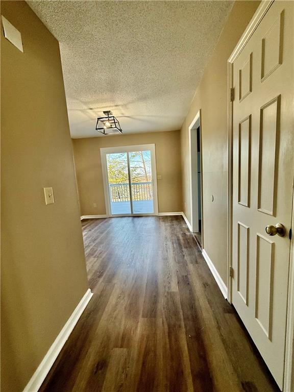 Photo - 1559 Cedar Bluff Trail