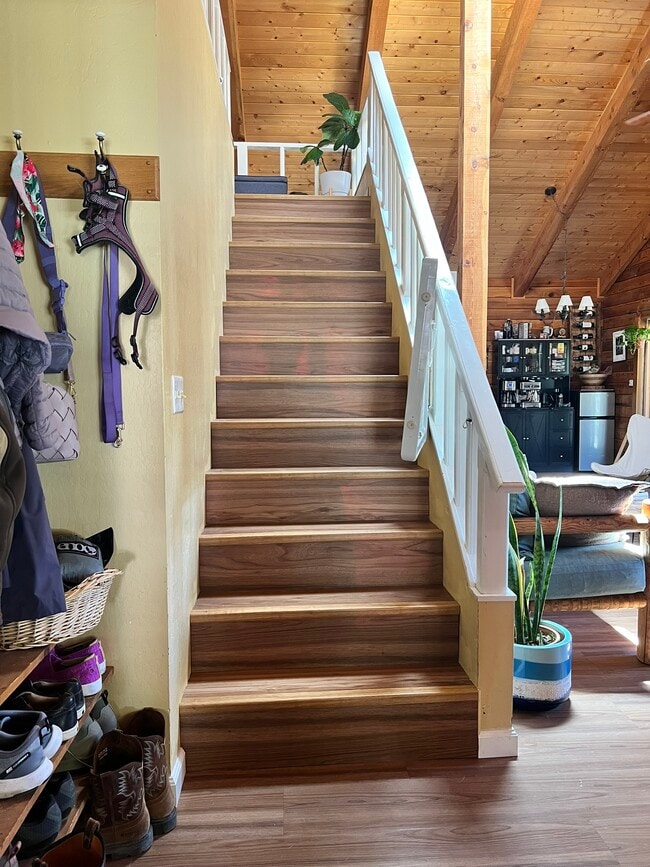 Photo - 15000 Geneva Ct