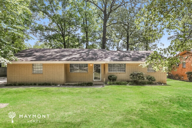 Building Photo - 212 Raintree Dr