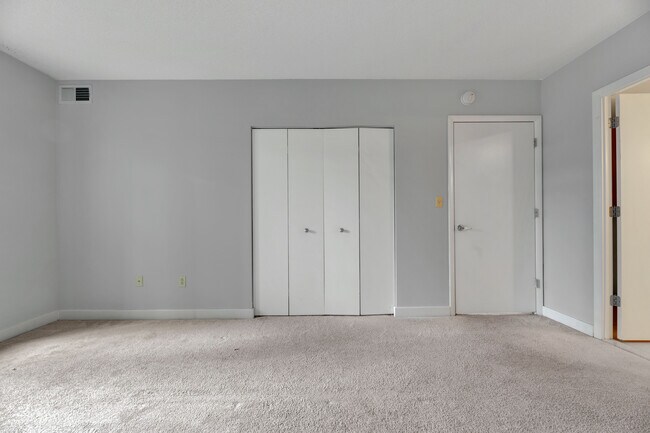 Photo - 1150 K St NW Unidad 610