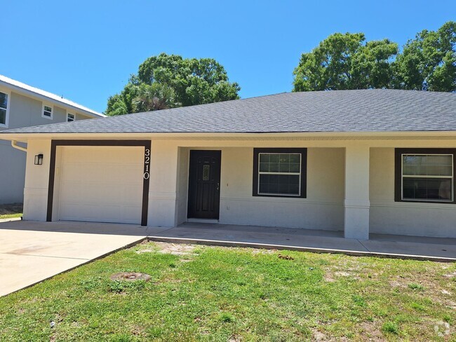 Building Photo - 2BR 2BA plus 1 CAR GARGE DUPLEX - EDGEWATER Rental