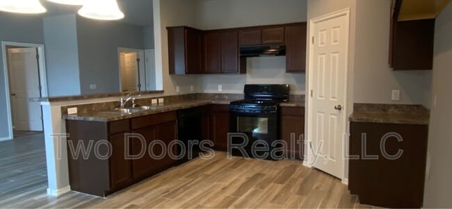 Photo - 10240 Hidden Village Dr