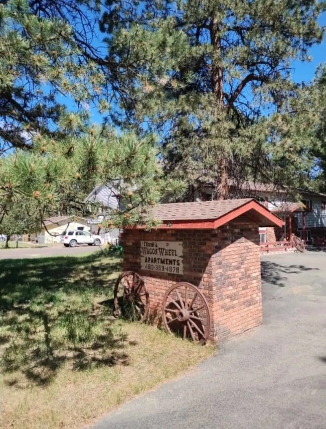 Building Photo - 114 County Rd