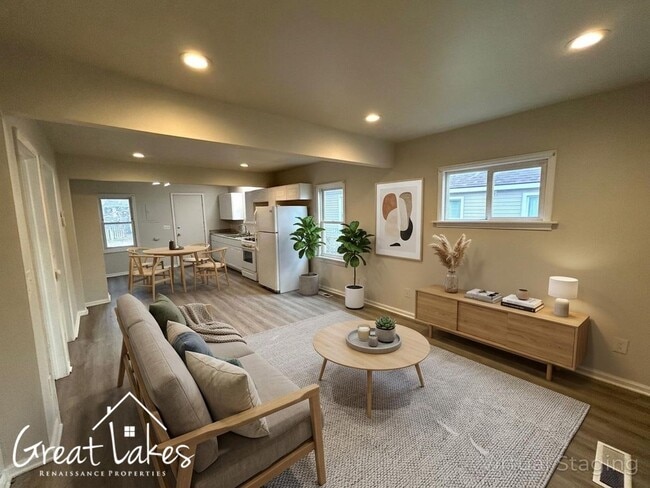 Photo - Beautiful two bedroom Warren house for rent!