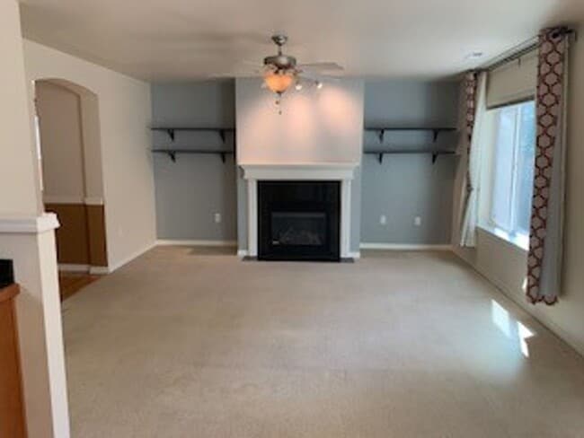 Building Photo - Auburn Home