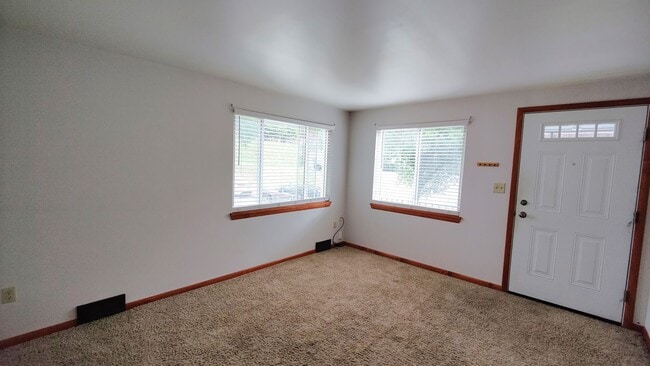 Photo - *Recently Updated 1BD/1BA Apartment Available in Brentwood*