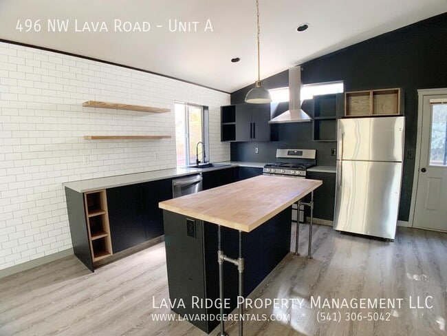 Photo - 496 NW Lava Rd Unidad A