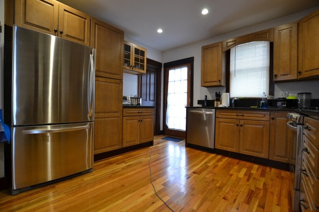 Photo - 24 Saybrook St Unit 1