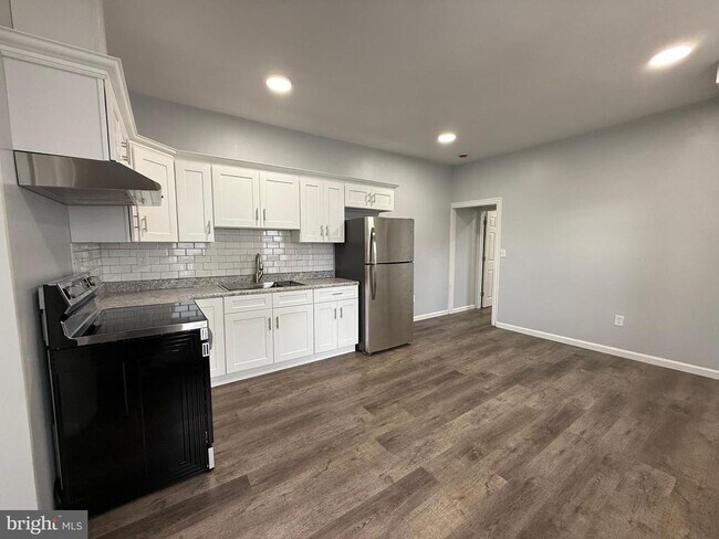 Photo - 1156 Franklin St Unit 2