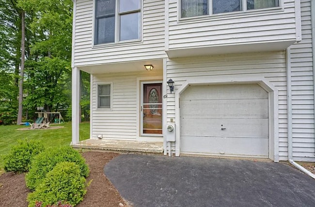 Building Photo - 69 Brenden Ct Rental