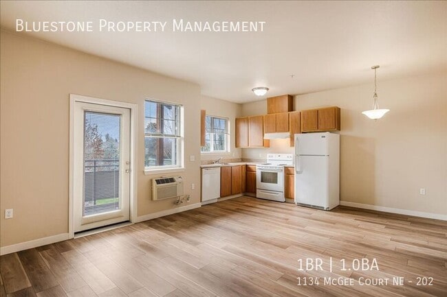 Building Photo - 1134 Mcgee Ct NE Unit 202