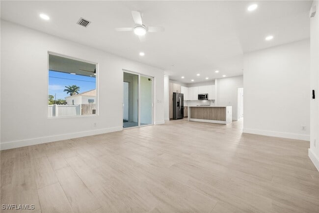 Photo - 613 NW 17th Ave Casa