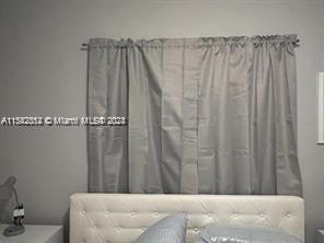 Photo - 7920 Harding Ave