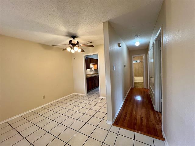 Photo - 1321 Darr St