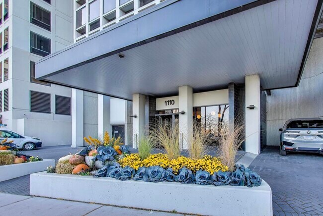 Photo - 1110 N Lake Shore Dr