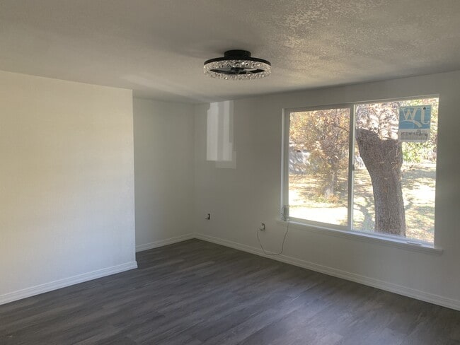 Photo - 2300 Richmond Rd