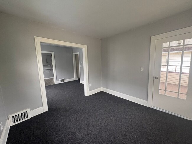 Photo - 16524 Kipling Ave Unit 2