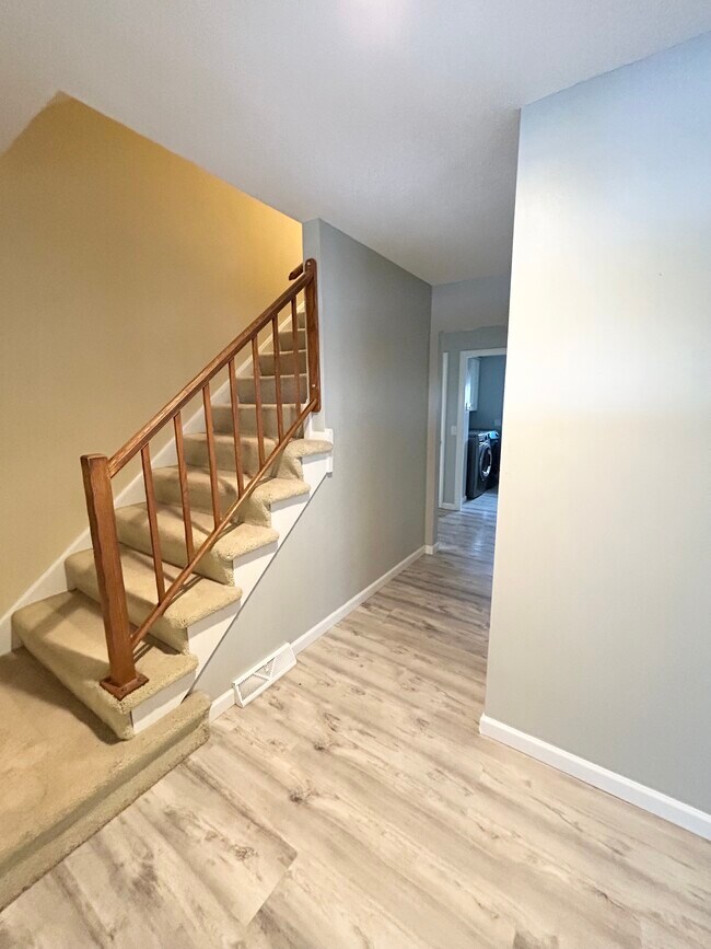 Photo - 5109 Coachman Rd