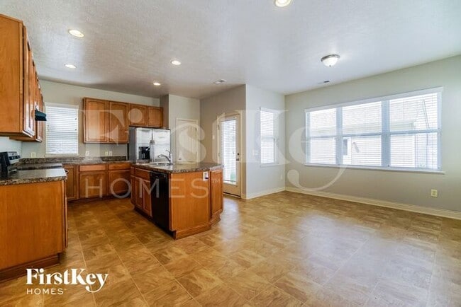 Photo - 5643 Holly River Ave